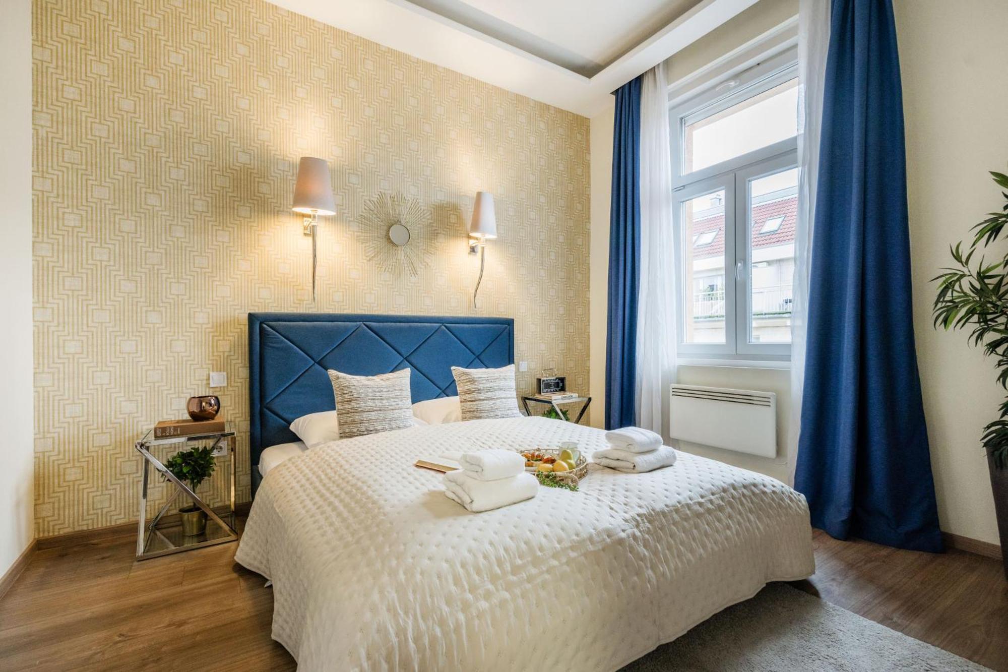 Lejlighed Stunning 3brm 3bath Julie Balcony & Views *
